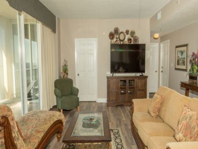 Destin Vacation Condo 3 Bedrooms Sleeps Eight Guests.
