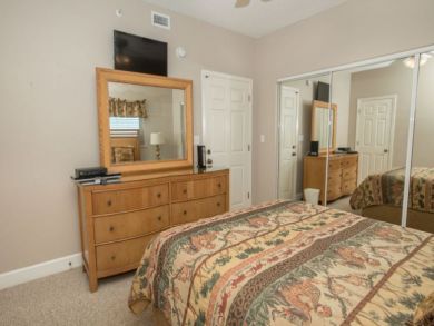 Destin Beachfront Condo Three Bedroom Sleeps Eight