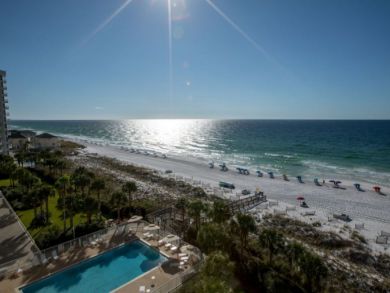 Destin Beachfront Condo Three Bedroom Sleeps Eight