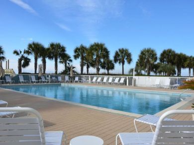 Destin Beachfront Condo Three Bedroom Sleeps Eight