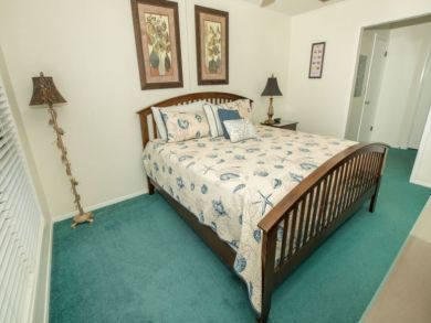 Beachfront One Bedroom Destin Vacation Condo Sleeps 4 Guests