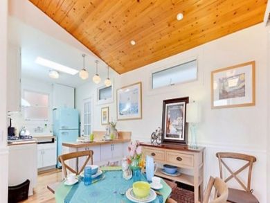 La Jolla Luxury Vacation Rental - One Bedroom -Pacific Views