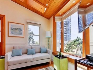 La Jolla Luxury Vacation Rental - One Bedroom -Pacific Views
