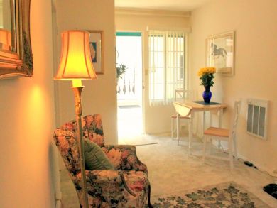 La Jolla One Bedroom Vacation Rental Sleeps 4 Guests La Jolla One Bedroom Vacation Rental Sleeps 4 Guests