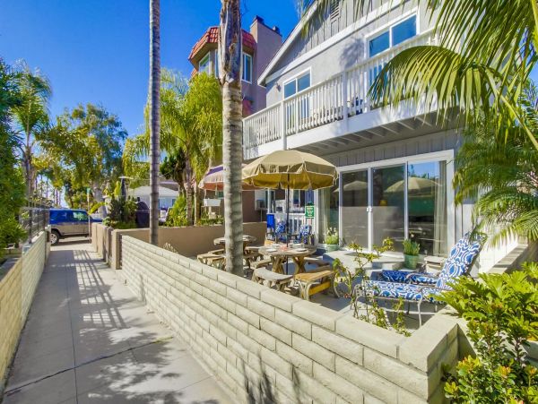 South Mission Beach 4-Bedroom Home Walk to Beach & Bay