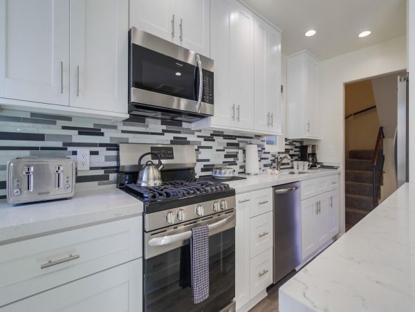 South Mission Beach 4-Bedroom Home Walk to Beach & Bay