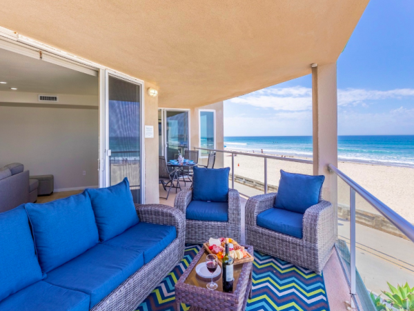 Mission Beach Ocean Front Vacation Condo Rental Four Bedrooms Sleeps Ten