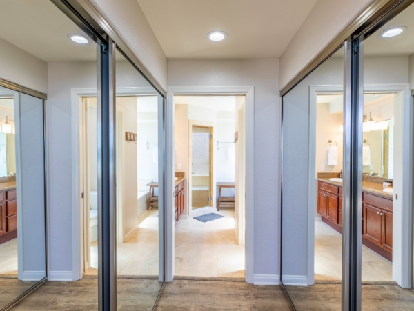 Mission Beach Ocean Front Vacation Condo Rental Four Bedrooms Sleeps Ten