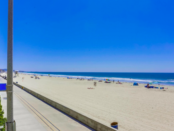 Mission Beach Ocean Front Vacation Condo Rental Four Bedrooms Sleeps Ten