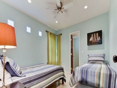 Posh Four Bedroom Rental Mission Beach California