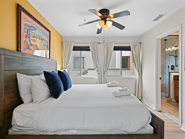 Pacific Beach Vacation Rental 3-Bedroom Home Near Mission Beach & Bay