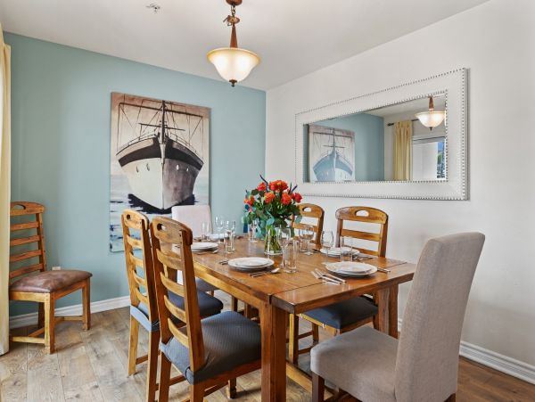 Mission Beach Vacation Rental Spacious 3-Bedroom San Diego Condo with Parking