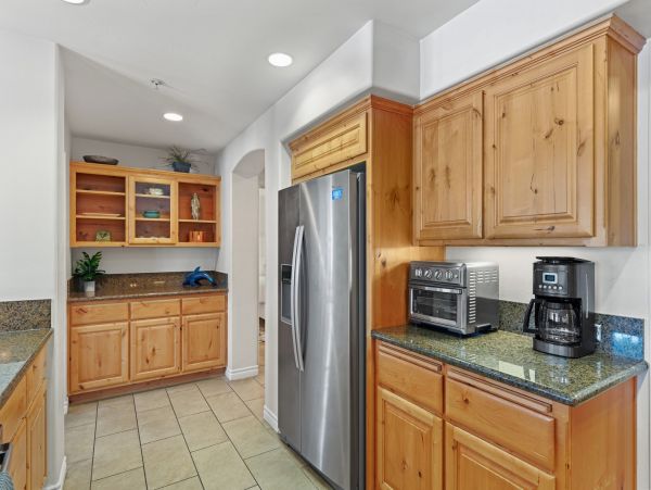 Mission Beach Vacation Rental Spacious 3-Bedroom San Diego Condo with Parking