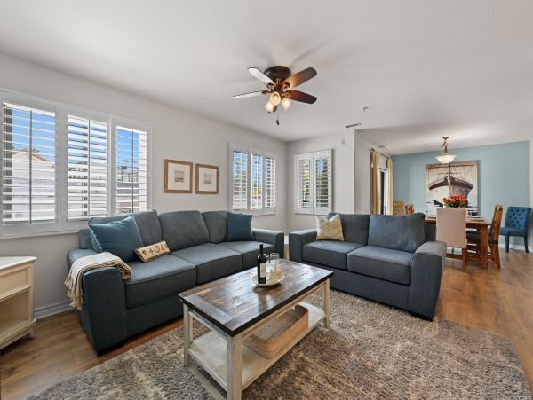 Mission Beach Vacation Rental Spacious 3-Bedroom San Diego Condo with Parking