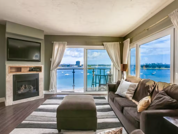 Mission Beach Vacation Rental Three Bedrooms Sleeps 7