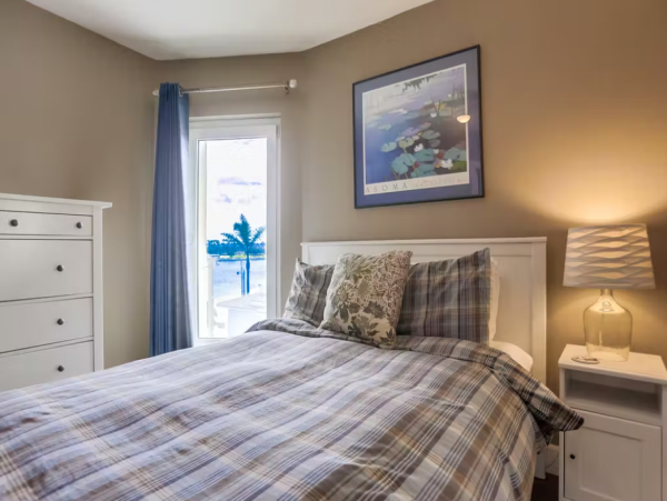 Mission Beach Vacation Rental Three Bedrooms Sleeps 7