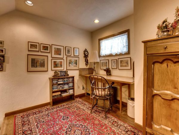 Vail Colorado 5 Bedroom Vacation Rental 900ft to Slopes