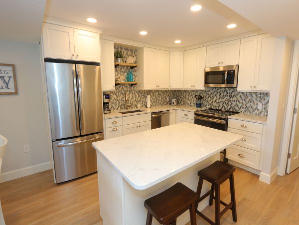 Gulf-Front Elegance on Longboat Key - Panoramic Views & Premier Comfort