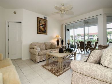 Naples Condo 893736