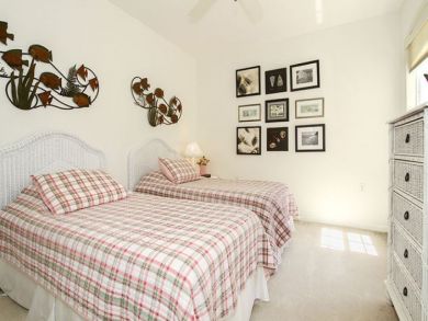 Naples Condo 893736