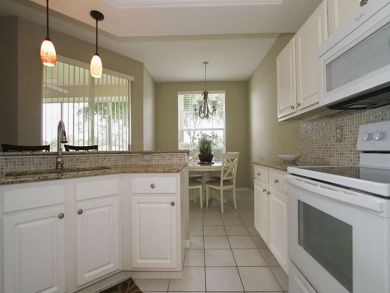 Naples Condo 893740
