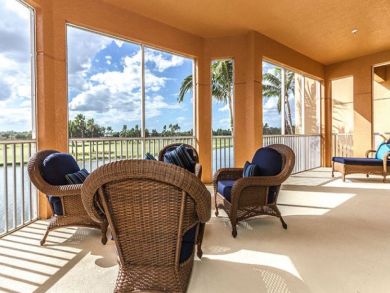 Three Bedroom  Charming Vacation Condo in Naples