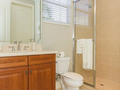Three Bedroom  Charming Vacation Condo in Naples