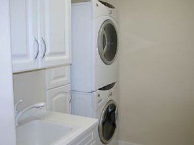Three Bedroom  Charming Vacation Condo in Naples