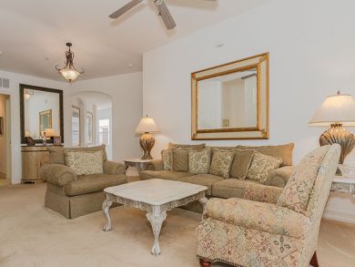 Naples Condo 893744