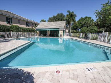 Naples Condo 893751