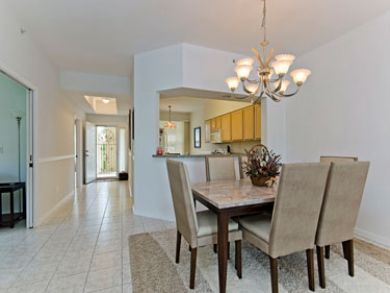 Naples Condo 893772