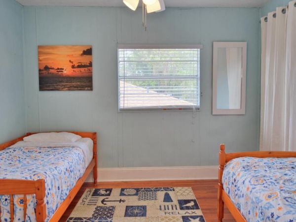 This Five Bedroom Vacation Home on Anna Maria Sleeps 14 guests.