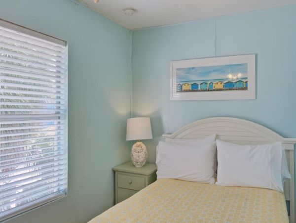 This Five Bedroom Vacation Home on Anna Maria Sleeps 14 guests.