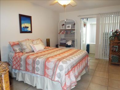 Longboat Key 1 Bedroom Vacation Rental Canal Views Fishing