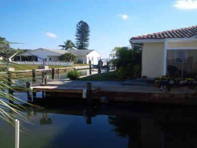Longboat Key 1 Bedroom Vacation Rental Canal Views Fishing