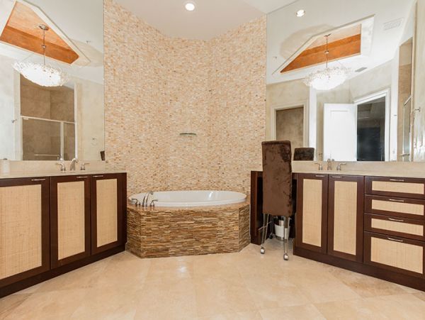 Luxury Vacation Rental in Bonita Springs with Gulf Views