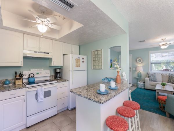 Two Bedroom Holmes Beach Pet Friendly Rental