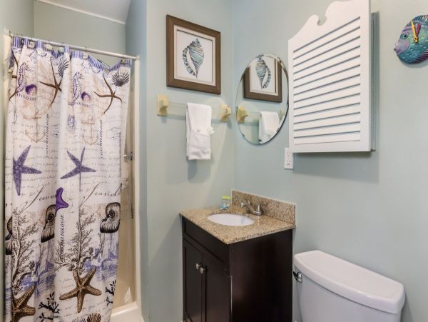 Two Bedroom Holmes Beach Pet Friendly Rental