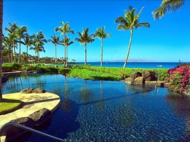 Luxury Oceanfront Wailea Resort Close to Beach & Golf
