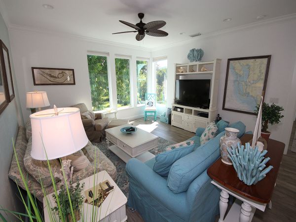 Four Bedroom Sanibel Vacation Home Sleeps 10 Guests