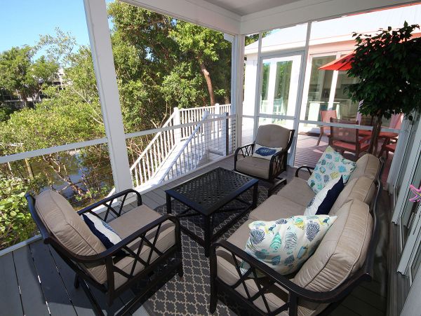 Four Bedroom Sanibel Vacation Home Sleeps 10 Guests