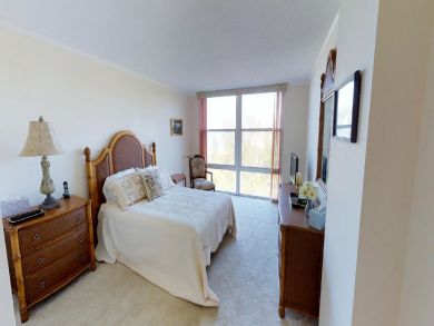 Longboat Key 2 Bedroom Beach Front Vacation Rental, Pool