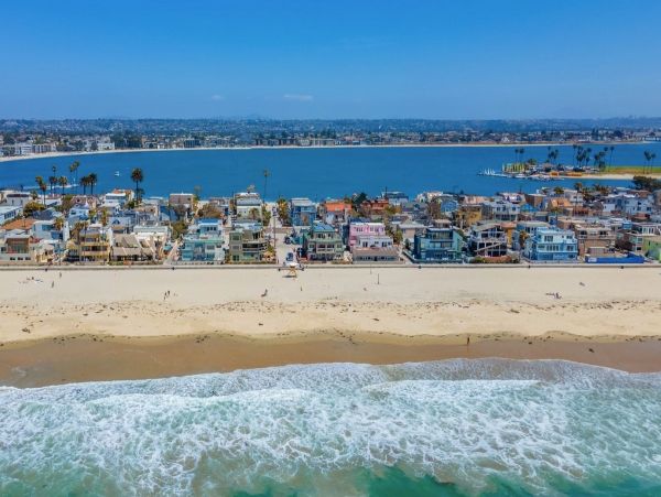 Mission Beach Vacation Condo Three Bedroom