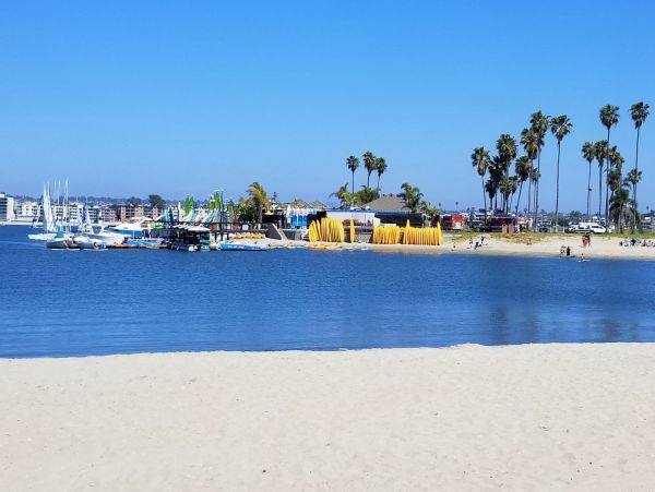 Mission Beach Vacation Condo Three Bedroom