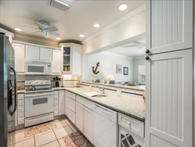 Charming Pool Home on Anna Maria Island 3 Bedrooms with Pool