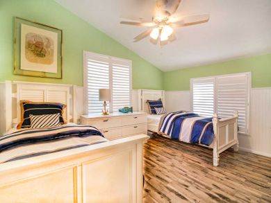 Only 50 yards to the beach from this Anna Maria Rental !! - additional view, photo 5