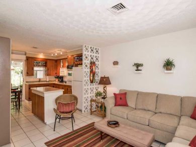 2 bedroom 1 bath value price Anna Maria rental