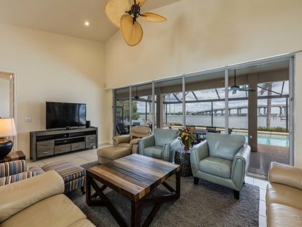 Luxury Five Bedroom Marco Island Vacation Pool Home
