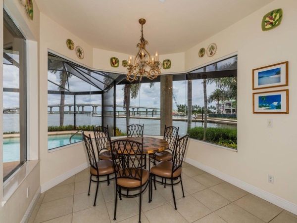 Luxury Five Bedroom Marco Island Vacation Pool Home