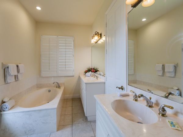Luxury Five Bedroom Marco Island Vacation Pool Home